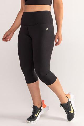 Essential High Waisted 3/4 Length Legging - Black