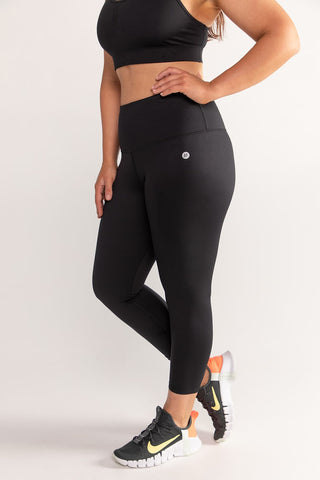 Essential High Waisted 7/8 Length Legging - Black