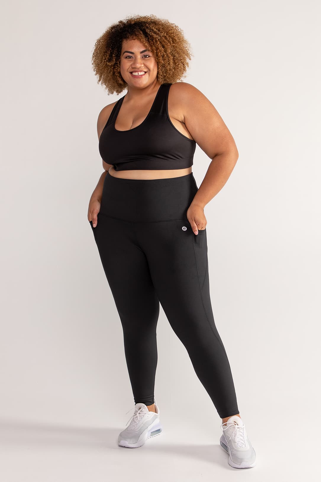 https://www.activetruth.com.au/cdn/shop/products/full-length-gym-tights-black-plussize-front2.jpg?v=1629683147